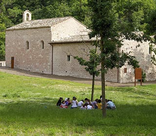 san-francesco-e-gli-animali-laboratorio-birba-chi-legge-festival-narrazione-assisi-umbria.jpg