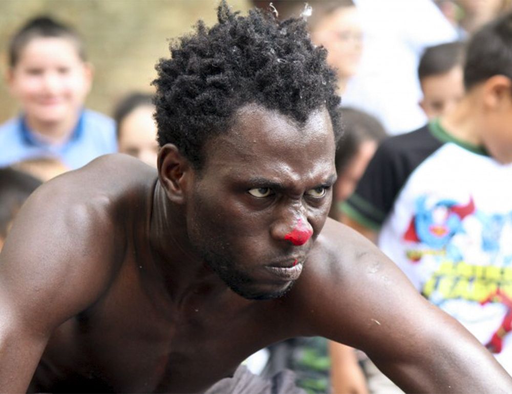 Thiorò: Un Cappuccetto Rosso Senegalese, spettacolo di teatro ragazzi, Festival Assisi fa Storie