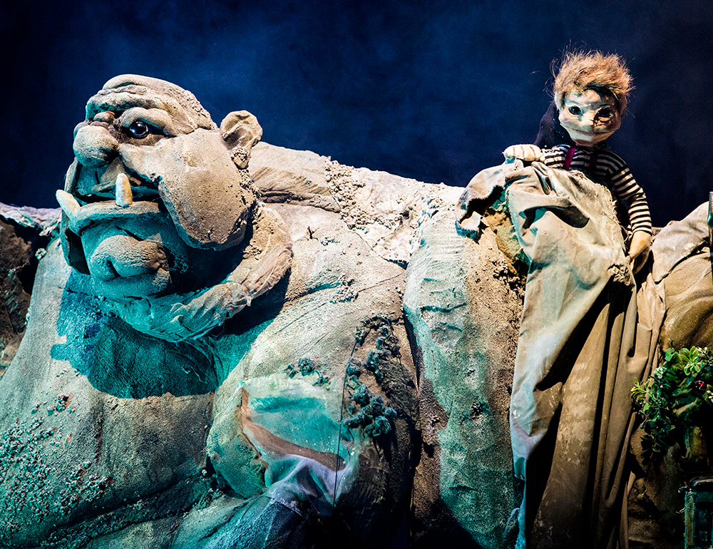 Gianni e il gigante, spettacolo di teatro ragazzi, Festival Birba Chi Legge Assisi